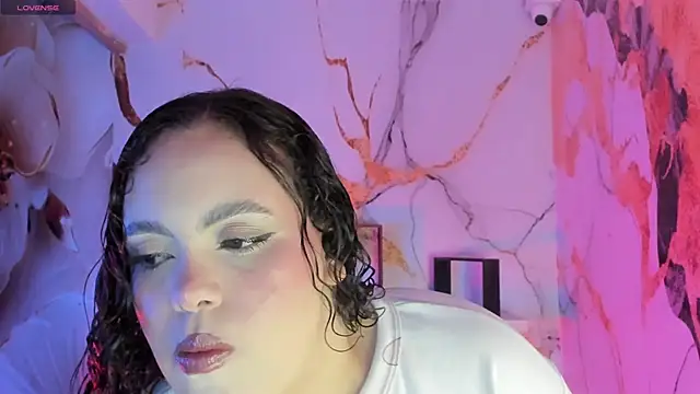 Snapshot of Blair_BigTits chatting on January 14, 4:05 am Blair BigTits online show from January 14, 4:05 am