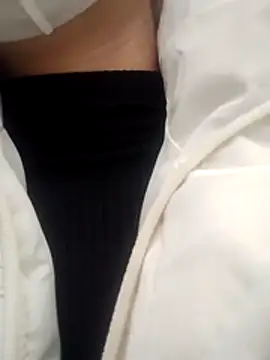 Belinda-686 online show from February 18, 5:27 am