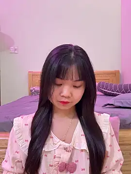    KARA    online show from April 10, 9:05 am