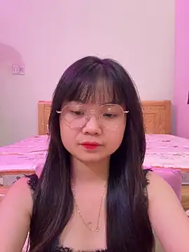    KARA    online show from June 3, 5:30 am