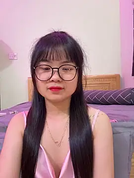    KARA    online show from April 12, 5:54 am