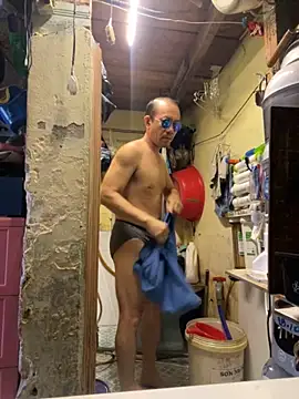 Anhyeuem1950 online show from December 18, 1:00 am