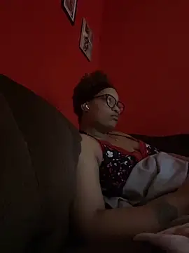 SweeTexasKyn online show from February 1, 6:33 am