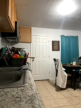 SweeTexasKyn online show from December 20, 5:10 am