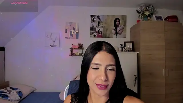 Snapshot of VEROSlen- chatting on June 15, 3:18 am VEROSlen- online show from June 15, 3:18 am