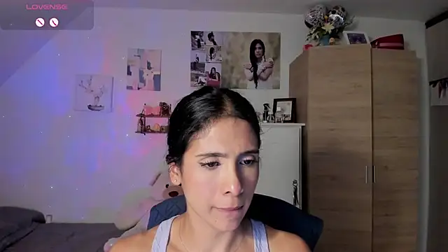 Snapshot of VEROSlen- chatting on June 11, 12:54 am VEROSlen- online show from June 11, 12:54 am