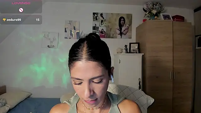 Snapshot of VEROSlen- chatting on July 14, 4:17 am VEROSlen- online show from July 14, 4:17 am