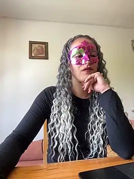 Snapshot of Rachelfrozono chatting on December 16, 2:32 pm Rachelfrozono online show from December 16, 2:32 pm