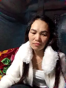 Girl cutee online show from February 1, 9:24 pm