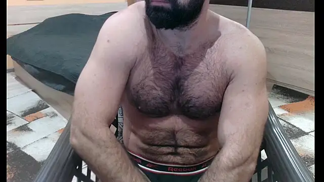 alieninhumanbody1 online show from December 22, 7:41 am