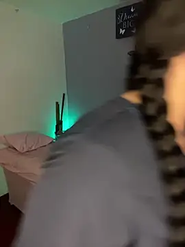 Amyy 1 online show from April 4, 11:00 pm