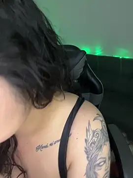 Snapshot of Amyy_1 chatting on June 18, 9:31 pm Amyy 1 online show from June 18, 9:31 pm