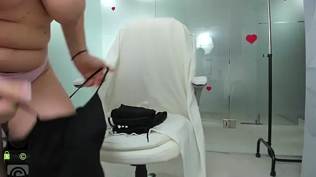 missdominna online show from April 7, 2:57 am