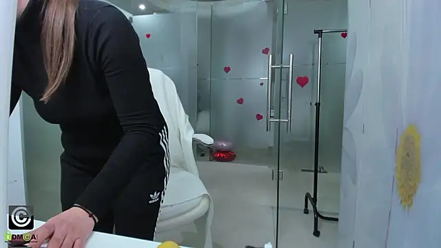 missdominna online show from March 25, 3:50 am