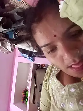 Uma pande online show from February 7, 11:35 pm