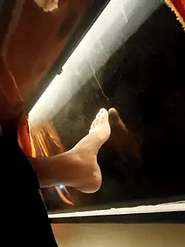 Tall7boy7 online show from December 16, 1:15 pm