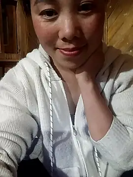 Chloe-ee online show from February 28, 1:55 pm