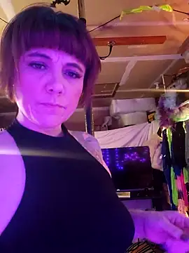 infinirose online show from February 22, 8:28 am