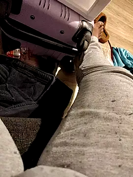 joaquinvaladez online show from January 17, 7:01 am