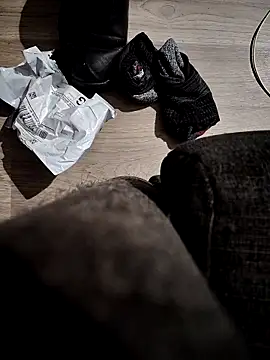 joaquinvaladez online show from February 18, 6:44 am