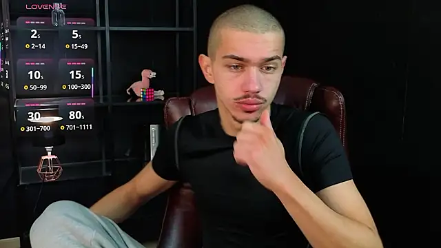 KaydenDrew online show from March 18, 5:10 am