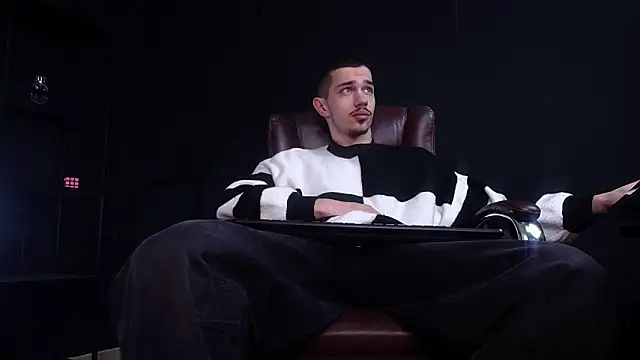 KaydenDrew online show from January 19, 5:11 am