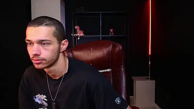 KaydenDrew online show from February 12, 5:07 am