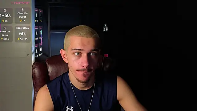 KaydenDrew online show from March 28, 5:41 am