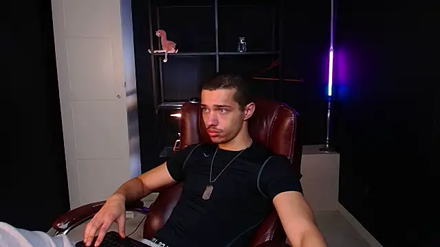 KaydenDrew online show from February 15, 5:19 am