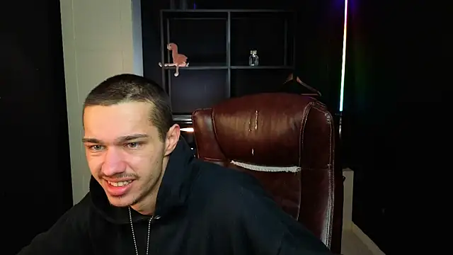 KaydenDrew online show from February 18, 5:49 am