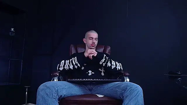 KaydenDrew online show from December 19, 5:21 am