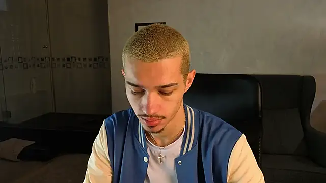 KaydenDrew online show from April 4, 4:19 am