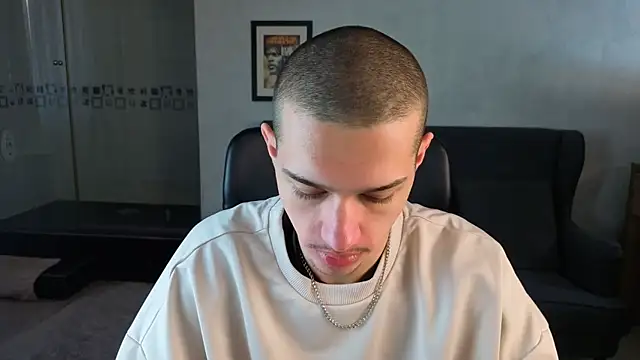 KaydenDrew online show from April 14, 4:28 am