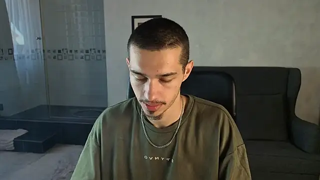 KaydenDrew online show from June 11, 4:53 am