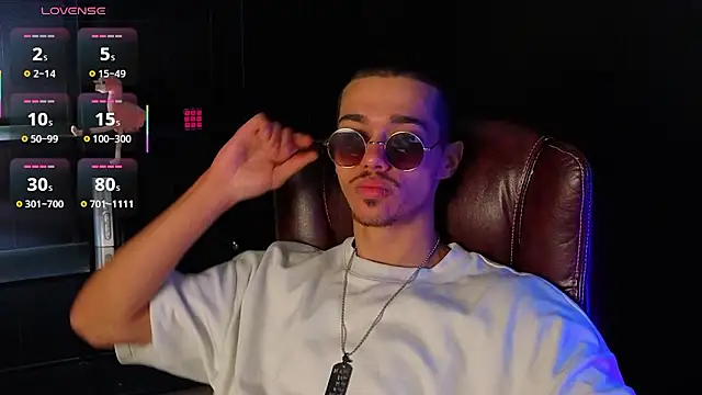 KaydenDrew online show from March 12, 5:13 am