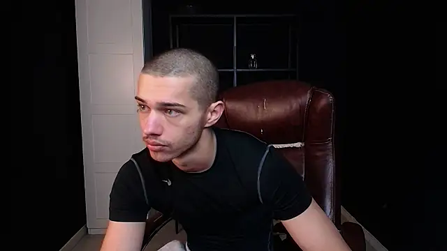 KaydenDrew online show from February 1, 5:27 am