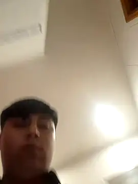 Snapshot of lucas1890 chatting on December 16, 9:13 am lucas1890 online show from December 16, 9:13 am