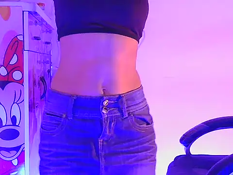 Snapshot of miss_ragni chatting on December 20, 12:02 am miss ragni online show from December 20, 12:02 am