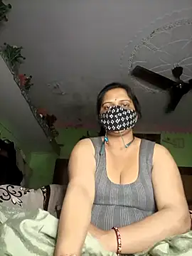 DIRTY-MOMS online show from February 13, 3:56 pm
