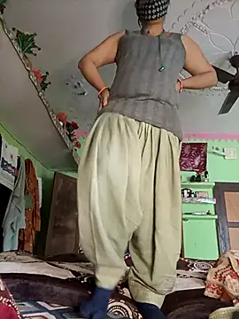 DIRTY-MOMS online show from January 15, 6:17 am