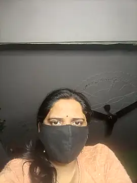 Snapshot of DIRTY-MOMS chatting on December 17, 4:01 pm DIRTY-MOMS online show from December 17, 4:01 pm