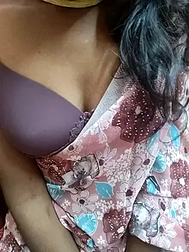 Snapshot of pavani_telugu chatting on December 18, 6:40 am pavani telugu online show from December 18, 6:40 am