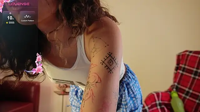 prancing girl online show from April 16, 3:07 am