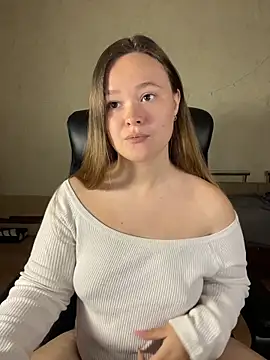 CaramelleSugarr online show from May 17, 2:28 pm