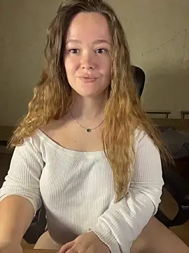 CaramelleSugarr online show from April 16, 5:57 pm