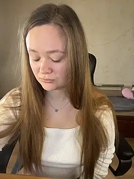 CaramelleSugarr online show from March 16, 7:45 am