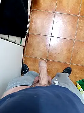 Snapshot of AlcorMad chatting on February 26, 7:03 pm AlcorMad online show from February 26, 7:03 pm