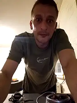 AnDyWaesche90 online show from April 17, 6:55 pm