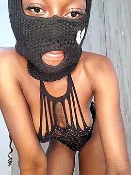 Snapshot of _Tisa2 chatting on December 17, 8:03 pm Tisa2 online show from December 17, 8:03 pm