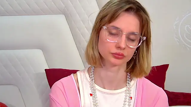 MerlinMeyer online show from March 19, 6:24 am